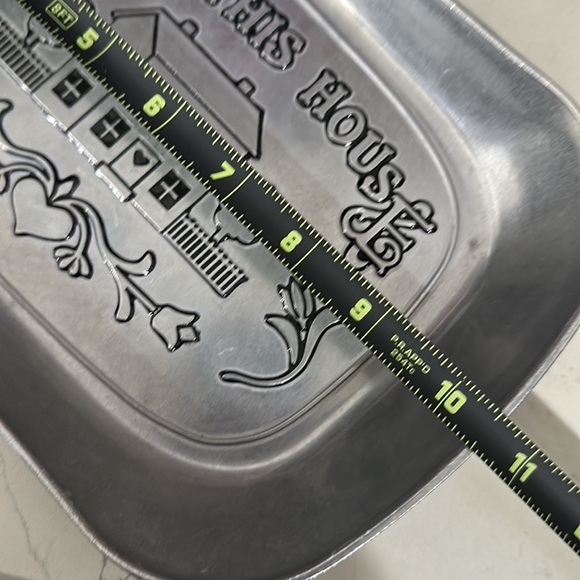 Wilton Armetale Bread tray - Picture 2 of 6